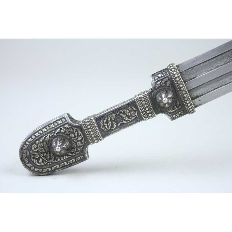 Very Fine Imperial Kindjal Dagger, Dagestan