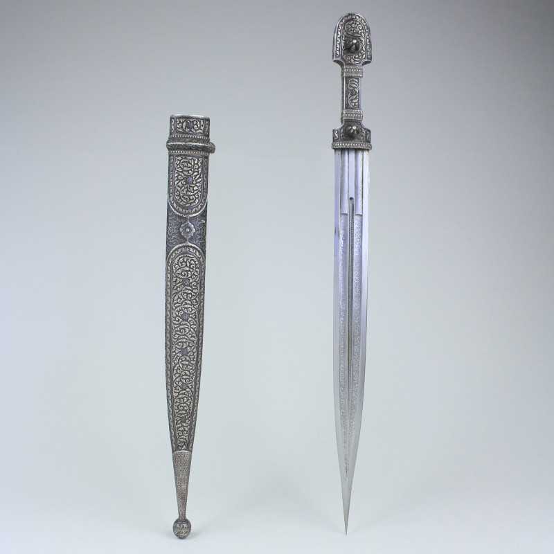 Very Fine Imperial Kindjal Dagger, Dagestan