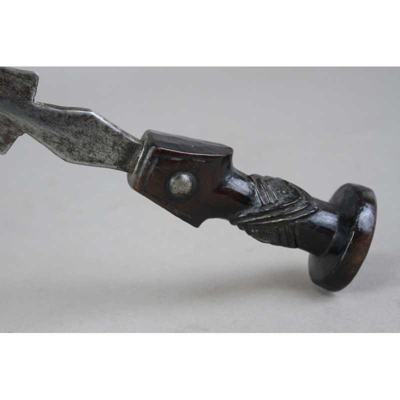 Very Good Luba Short Sword
