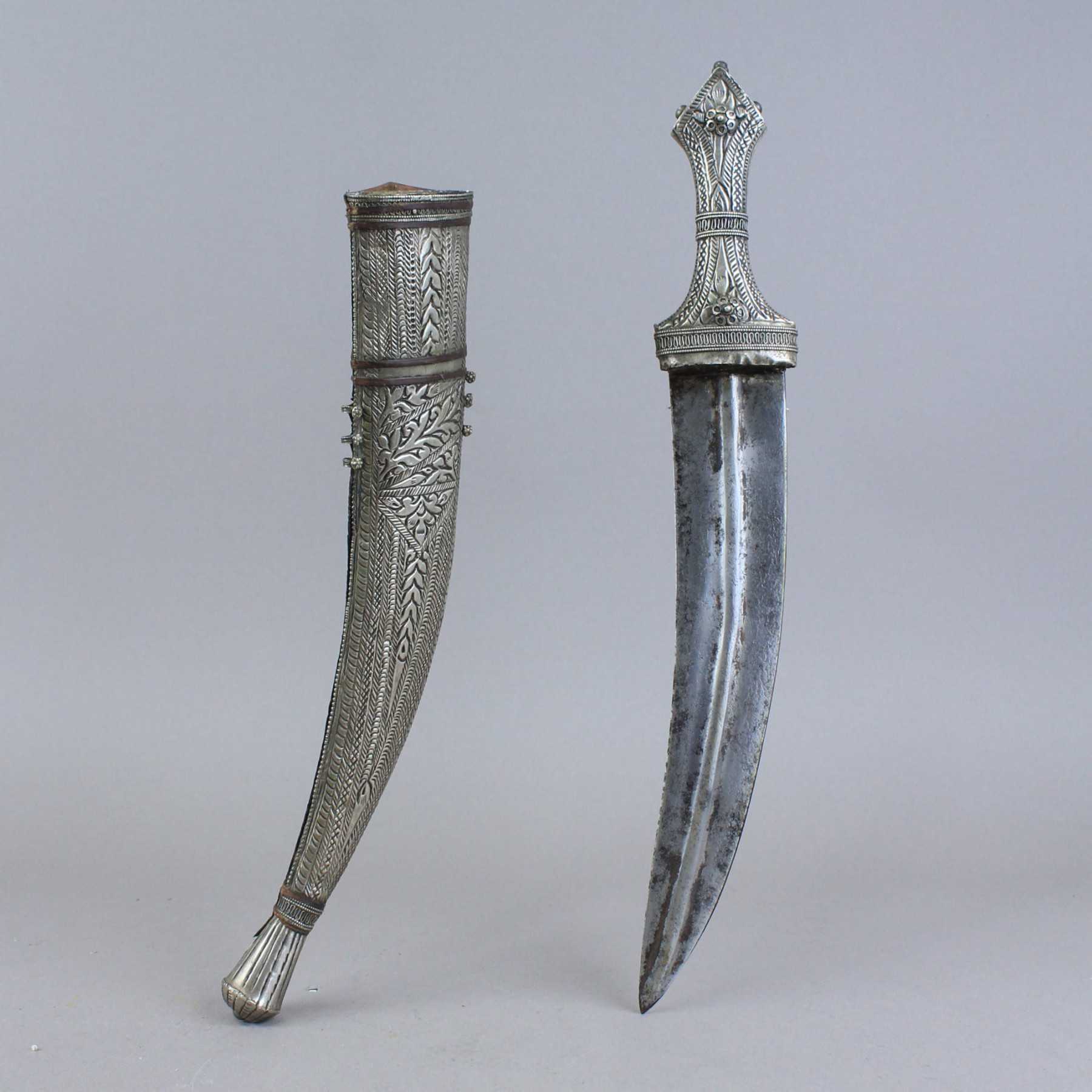 Very Early Silver Mounted Daharia (Sabiki سبيكة) Dagger Dated 1271 (1853)