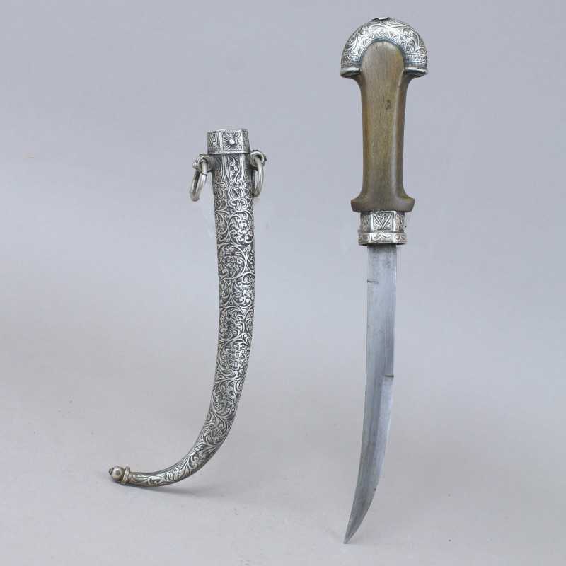 Fine Moroccan Koumaya Dagger
